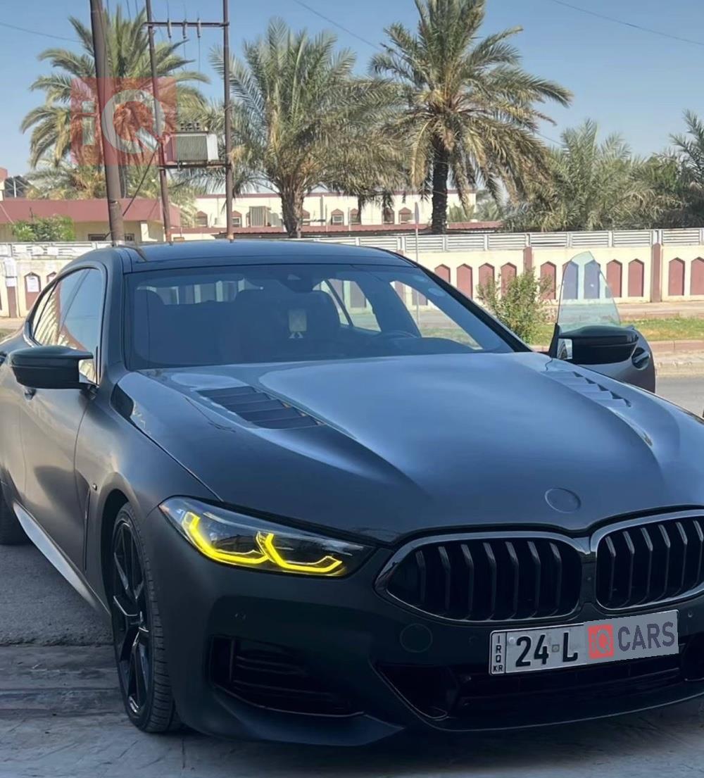 بي ام دبليو 8 الفئة